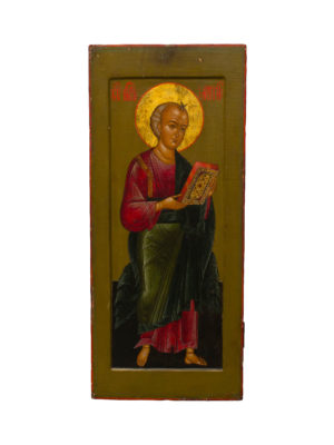 L'apostolo è raffigurato su un fondo di color oliva, si presenta in piedi, girato di tre quarti, in atteggiamento di preghiera, con in mano il Vangelo chiuso, riccamente ornato di perle e di gemme. Secondo il canone dell'iconografia orientale Tommaso si presenta giovane e imberbe, con tradizionali vesti degli apostoli: una tunica rossa ed un mantello verde. Il drappeggio delle vesti è rappresentato con dei colori complementari. La luminosità del suo volto è messa in risalto attraverso delle lumeggiature sulla fronte, sugli zigomi, sul mento e sul collo. La maniera pittorica dell'icona indica una stretta osservanza delle antiche tradizioni e del canone iconografico e stilistico.