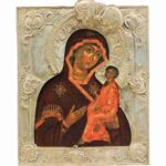 icona russa Madre di Dio di Tichvin 1771 con basma in argento 1832